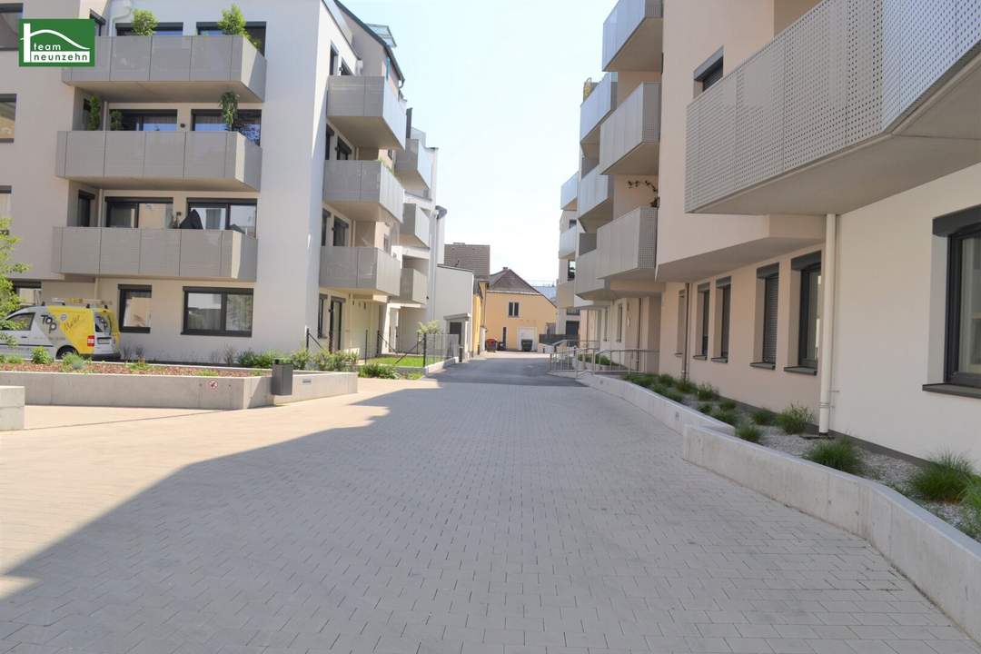 Ideale Lage nahe Fußgängerzone - Rathausplatz - Aquacity! Moderne 3-Zimmer-Wohnung im Karmeliterhof