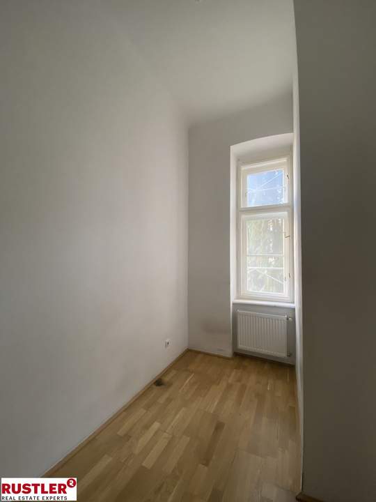 TOP Altbauwohnung in saniertem Altbauhaus | TOP-Lage am Tivoli!