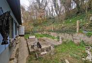 SANIERUNGSBEDÜRFTIGES LANDHAUS MIT KLEINEM HOLZSCHUPPEN UND RUHIGEM INNENHOF AN DER WAGRAMKANTE MIT KLEINEM WEINKELLER FÜR 1-2 PERSONEN