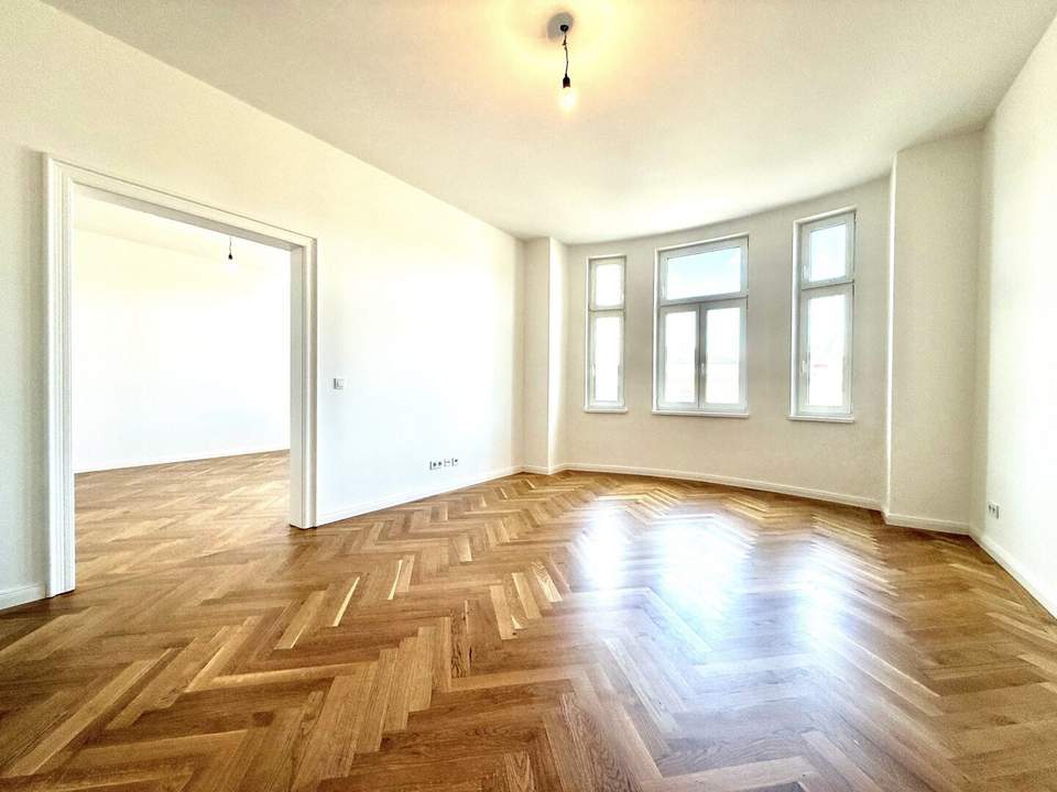 SANIERTE ALTBAUPERLE MIT BALKON I Belvedere & Schweizergarten Nähe I Barrierefreier Zugang mit Lift I Fischgrätparkett & Fußbodenheizung I perfekte öffentliche Anbindung