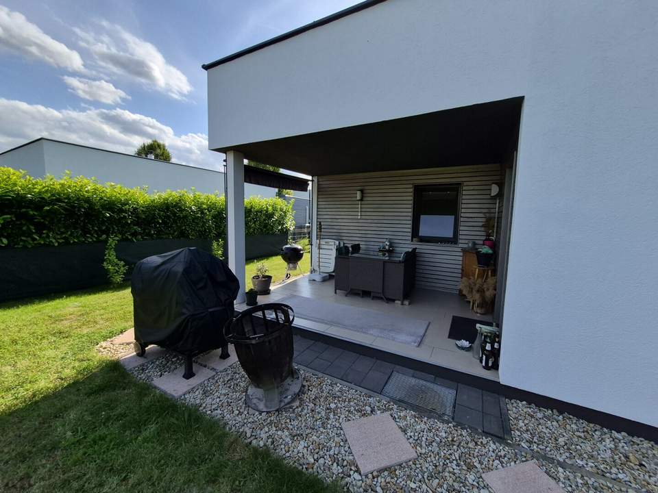 Golfbungalow am Schwimmteich