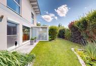 **Private Wohlfühloase mit Pool, Wintergarten & unverbaubaren Blick ins Grüne**