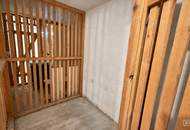Ihr Logenplatz über der Südstadt – 3 Zimmer, große Loggia und herrlicher Weitblick im 9. Liftstock! | ZELLMANN IMMOBILIEN
