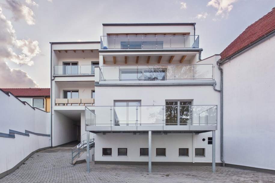 Investoren-Paket: Wohnungen, Geschäftslokal, Veranstaltungsflächen - fast 500m² Bestand, Gewerbeobjekt-kauf, 500.000,€, 7072 Eisenstadt-Umgebung