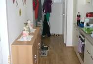 ** Bis 09/2028 befristet vermietete 2 Zimmer Altbauwohnung mit Balkon ** Nähe Augarten **