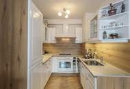 Dachgeschosswohnung mit Turmzimmer und Panorama-Ausblick