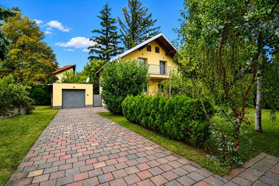 "Zum Kauf: Haus mit großem Grundstück und Garage!", Haus-kauf, 648.000,€, 2345 Mödling