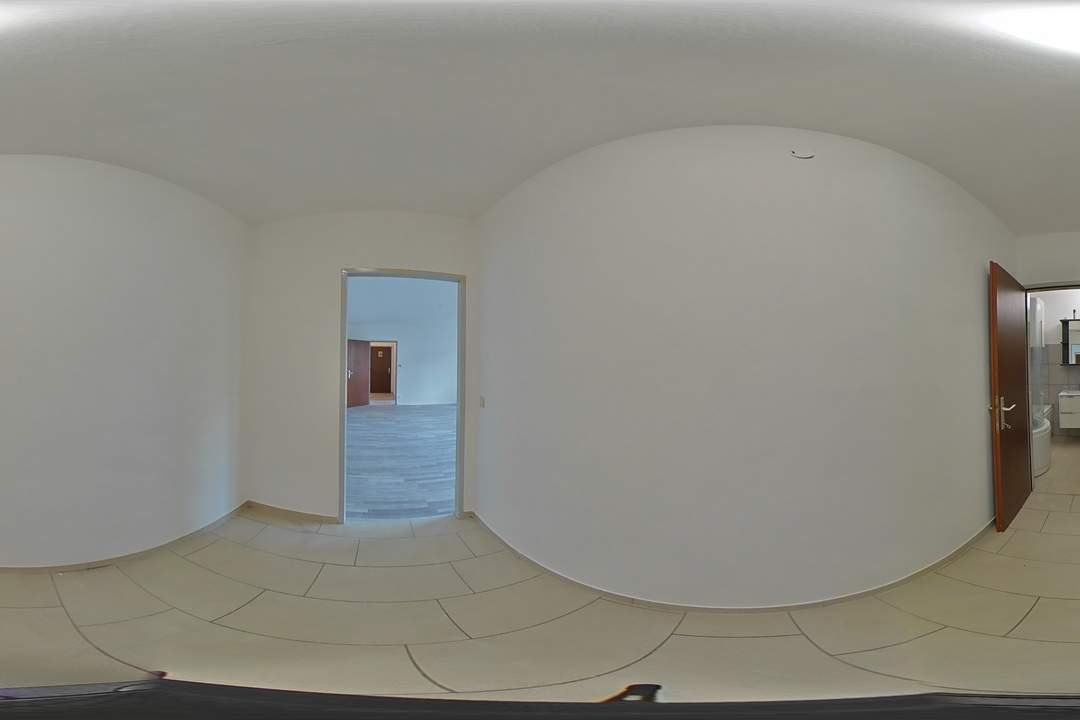 Helle 59 m² Eigentumswohnung mit Kellerabteil in zentraler Lage von Litschau