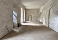 Historisches Anwesen mit weitläufigem Grundstück!