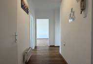 "2-Zimmer Dachgeschosswohnung in ruhiger Lage"