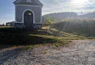 Alleinlage mit Panoramablick inklusive: Haus mit ebenem Grundstück in traumhafter Lage