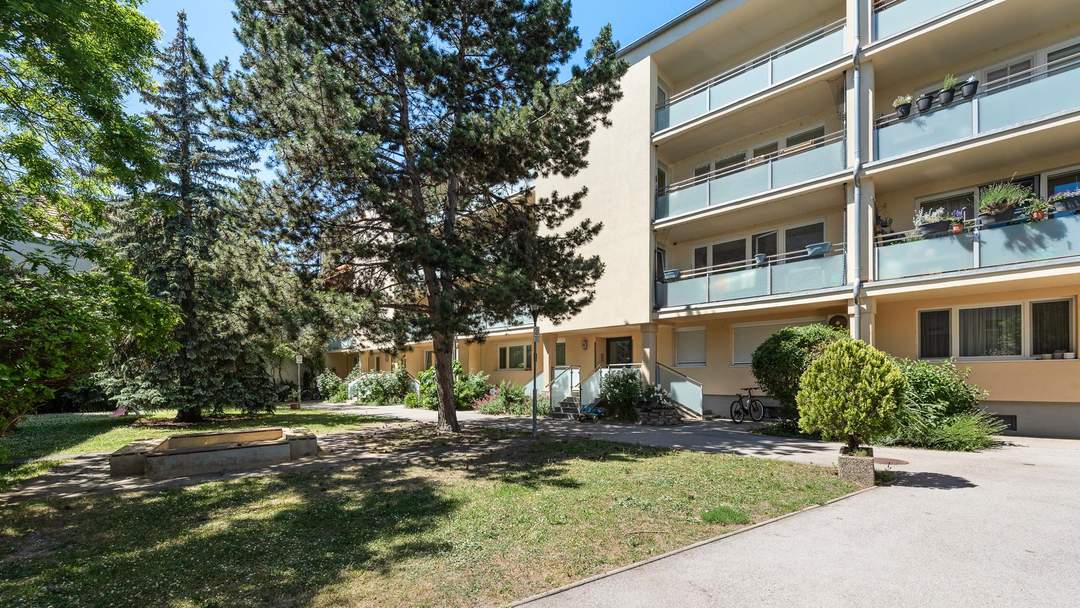 Ruhige Bestlage im Herzen von Baden. Exklusive 3-Zimmer-Wohnung mit Loggia.