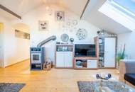 Leben im Zentrum - charmante 2-3 Zimmer Wohnung im Dachgeschoss – hell, offen, charmant