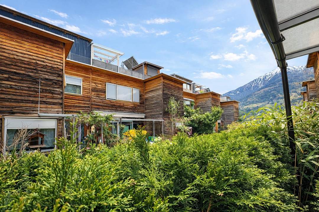 Charmantes Reihenhaus auf mehreren Ebenen mit großer Dachterrasse in sonniger Lage von Telfs