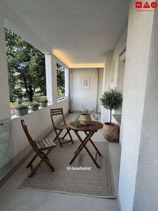 Moderne und gut geschnittene 3-Zimmer-Wohnung mit dem Vorteil eines Luxusbalkons und eigenem Parkplatz!