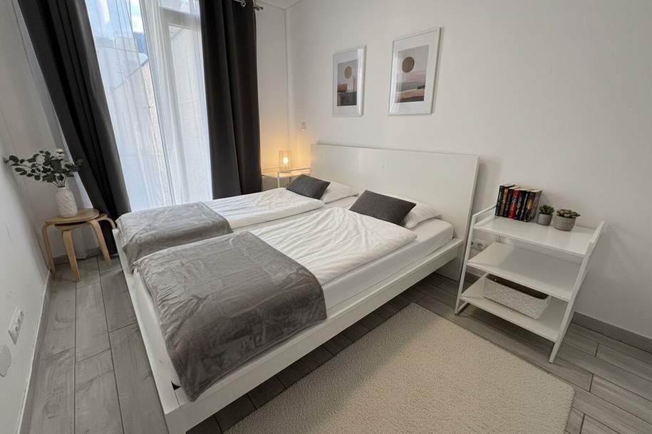 Helle 2-Zimmer-Wohnung mit großem Wintergarten (Heizkosten inkl.), Wohnung-miete, 1.500,00,€, 1180 Wien 18., Währing