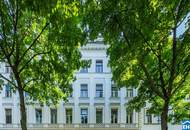 Sanierte 1 Zimmerwohnung in wunderschönem Stilaltbau!