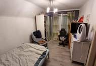 Einfamilienhaus mit Pool und großem Garten in verkehrsgünstiger Lage