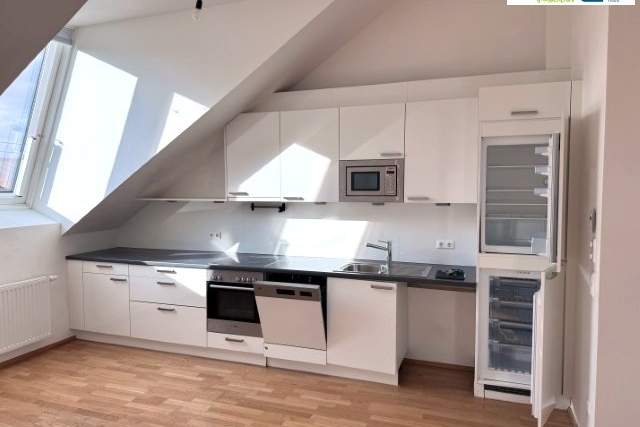 Exklusive Dachgeschosswohnung in Top Lage!, Wohnung-miete, 1.599,44,€, 1130 Wien 13., Hietzing