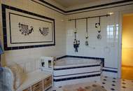 Repräsentatives Einfamilienhaus mit großen Garten, Naturpool, Wellnessbereich &amp; autarker Energieversorgung