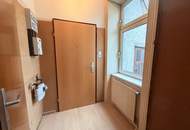 Fenzlgasse - sanierungsbedürftiger 2 Zimmer Altbau mit extra Küche zu vermieten