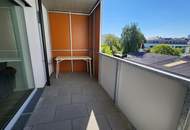 GRÜNER MAX! 2 ZIMMER INKLUSIVE MÖBLIERTER KÜCHE!