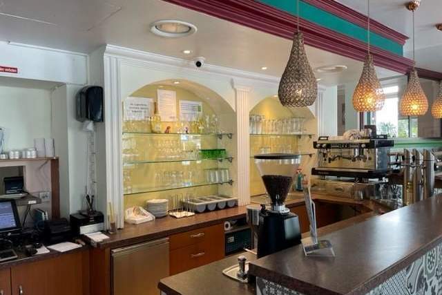 Schöne, große Pizzeria, Gewerbeobjekt-miete, 4.003,00,€, 1210 Wien 21., Floridsdorf