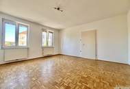 Wohngefühl mit Entwicklungspotential– 2-Zimmer-Wohnung nahe Grünruhelage