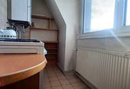 🔆 Genießen Sie den Sommer: 2-Zimmer-Wohnung mit Loggia und Parkblick