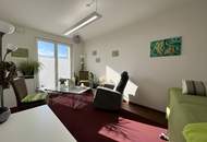 Moderne Drei-Zimmer-Wohnung mit Parkplatz und Tiefgaragenstellplatz | HOF