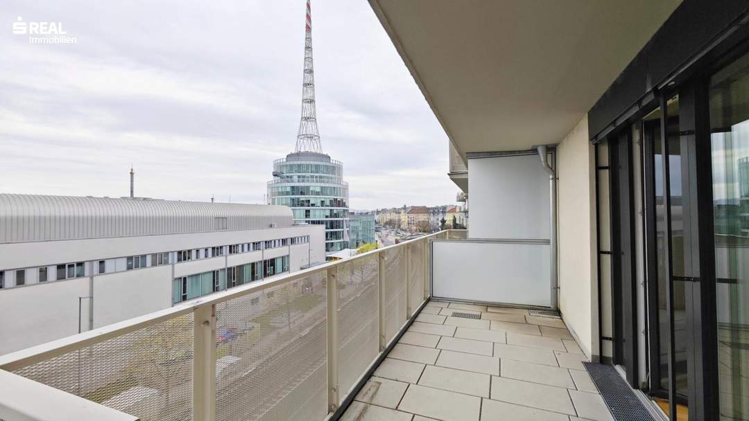 MODERNE 4-ZIMMER-LOGGIAWOHNUNG BEI DER U-2 MESSE