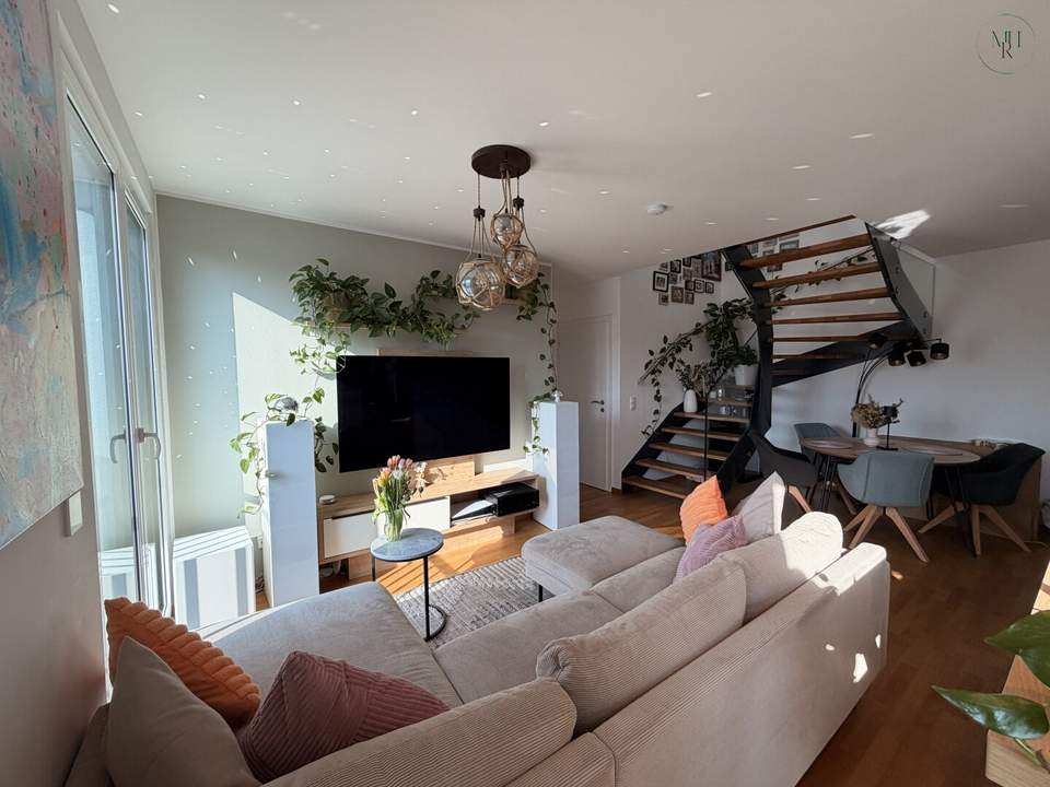 Moderne 3-Zimmer Dachgeschosswohnung mit atemberaubender Dachterrasse