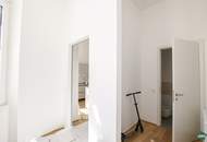 Erstbezug: Traumhafte 5-Zimmer Altbauwohnung mit Balkon beim Rochusmarkt