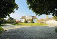 Zeitlose Eleganz - Villa mit Parkgarten und Nebengebäuden