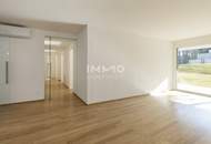 Luxus in den Weinbergen! Exklusive Erstbezug Gartenwohnung mit privatem Pool und Poolhaus!