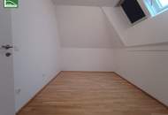 Wundervolle Dachgeschosswohnung mit großer Dachterrasse