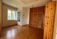 Zweifamilienhaus in begehrter Grünlage mit Waldanteil