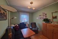 WOHN- UND GESCHÄFTSHAUS ALS GROSSZÜGIGES LANDHAUS MIT GESCHLOSSENEM INNENHOF, WERKSTATT, BÄCKEREI, KAFFEEHAUS UND NEBENGEBÄUDEN