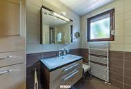 TOP PREISLEISTUNGSVERHÄLTNIS! 3 Wohnetagen mit Pool, Balkon, Garage, Wintergärten und Panoramablick!
