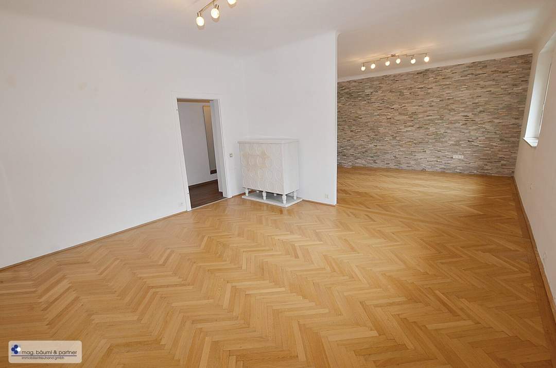 WOHNEN IM COTTAGEVIERTEL AUF 97M² MIT GARTENMITBENÜTZUNG