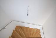 BEZAUBERNDE DG-MAISONETTE IM ERSTBEZUG: 2 ZIMMER, TERRASSE, TRAUMAUSSICHT - PROVISIONSFREI!