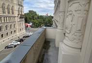 UNBEFRISTET - Repräsentative 9-Zimmer Altbauwohnung mit Balkon und Blick auf das Rathaus – ca. 293 m² in bester Innenstadtlage - auch ideal als Büronutzung