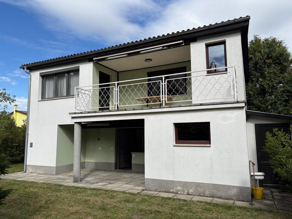 "Einfamilienhaus an der Donau mit viel Potenzial"