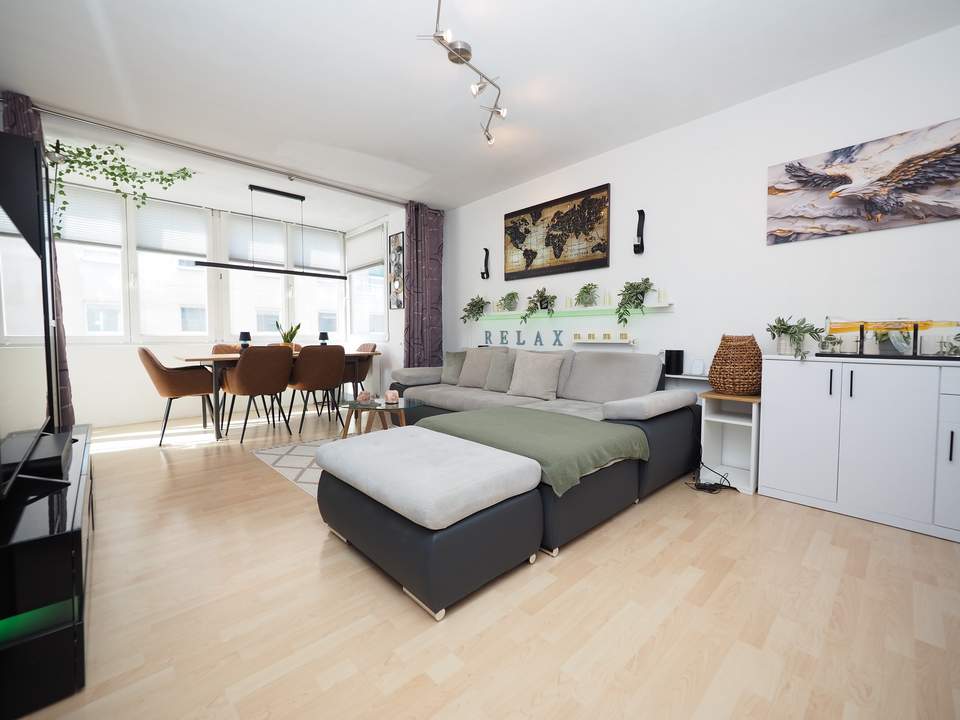 Charmante 2-Zimmer Wohnung – „City Flair“ mit separater Küche in zentraler Lage