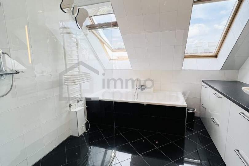 Luxuriöse zweistöckige Wohnung mit atemberaubendem Stadtblick + Balkon und geräumiger Terrasse! 15. Bezirk! U3, Wohnung-kauf, 865.000,€, 1150 Wien 15., Rudolfsheim-Fünfhaus