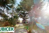 Grundstück mit Althaus am Stadtrand