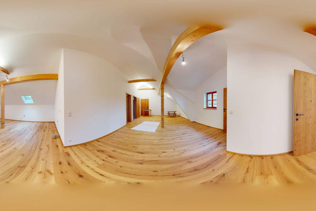 Erstbezug – Büro- oder Praxisfläche mit Charme