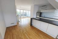 Klimatisierte 4-Zimmer-Maisonette mit traumhafter Terrasse - und begehbarem Dach!