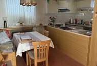 netter Bungalow & Keller & Garage