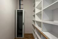 Großzügige, neu renovierte Büro-Wohnung in repräsentativem Stilaltbau Nähe Staatsoper!